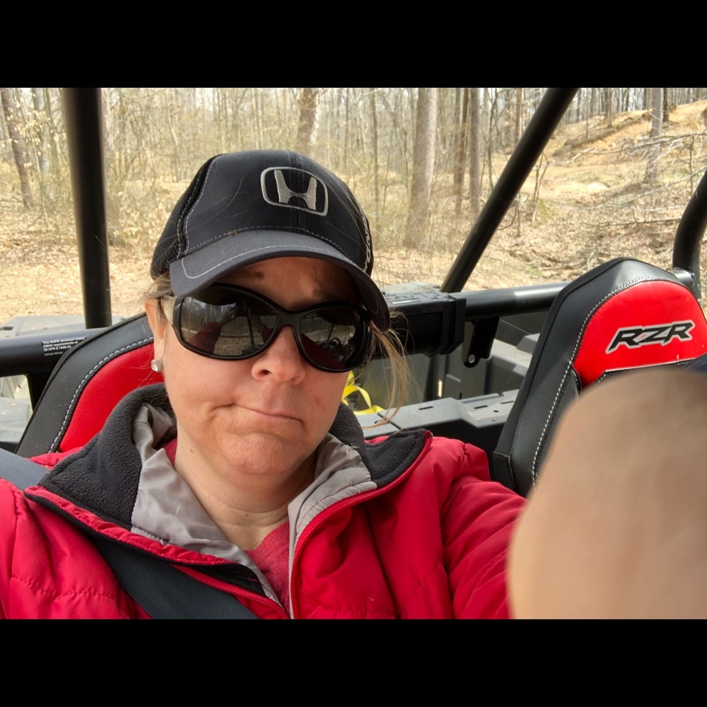 Meet your Posher, April